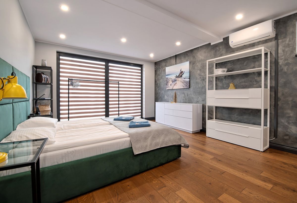 Dom 7 pokojowe na Sprzedaż