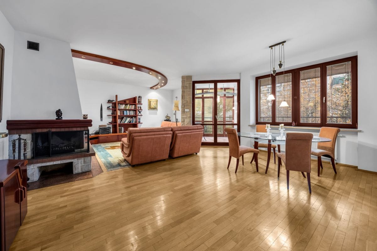 Mieszkanie 3 pokojowe na Sprzedaż