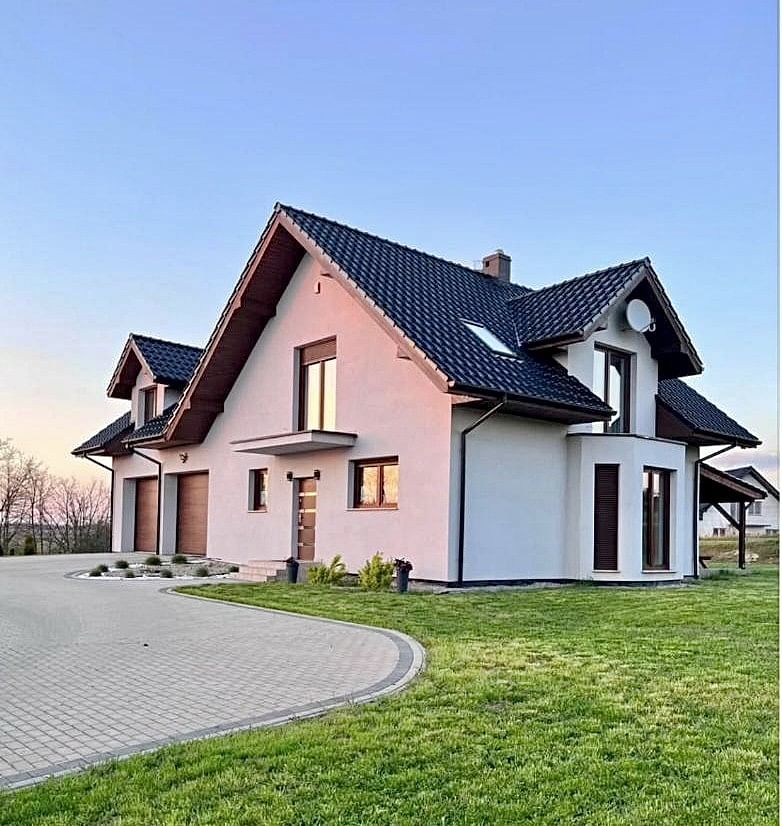 Dom 6 pokojowe na Sprzedaż