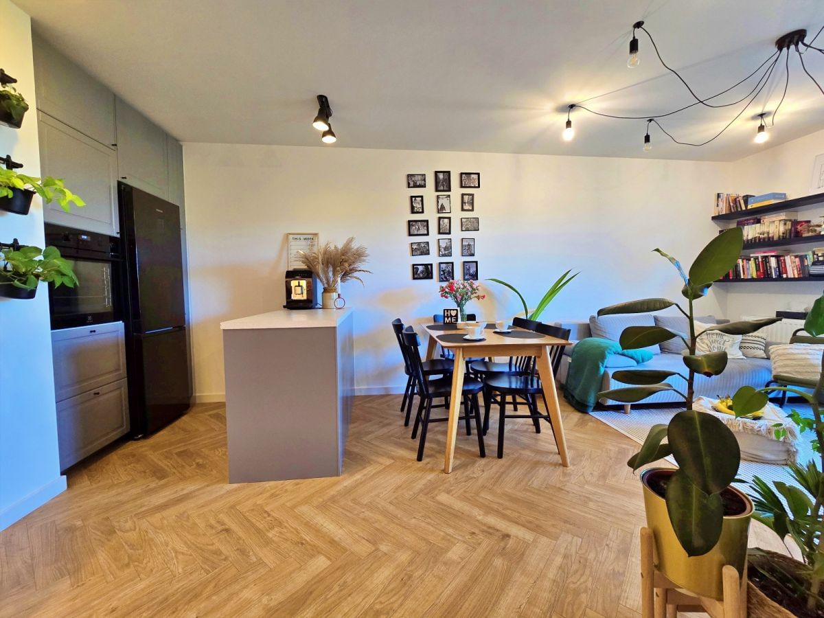 Mieszkanie 3 pokojowe na Sprzedaż