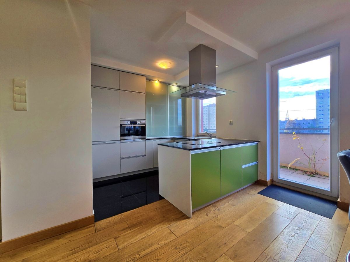 Mieszkanie 4 pokojowe na Wynajem