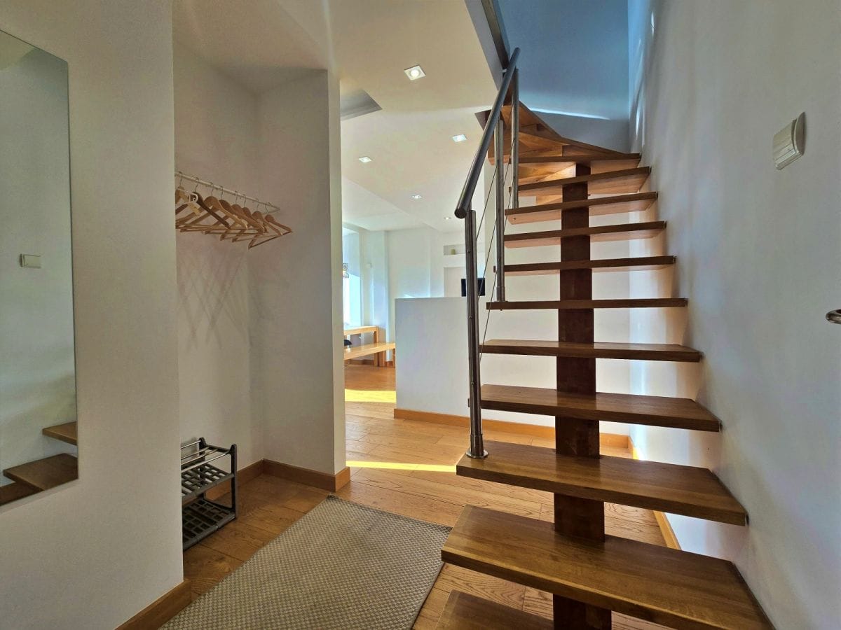 Mieszkanie 4 pokojowe na Wynajem