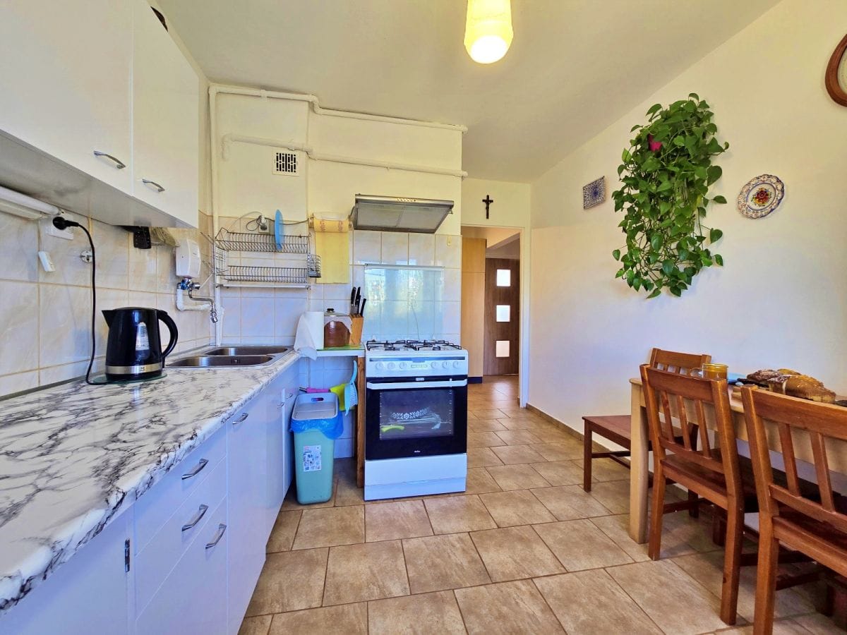 Mieszkanie 3 pokojowe na Sprzedaż