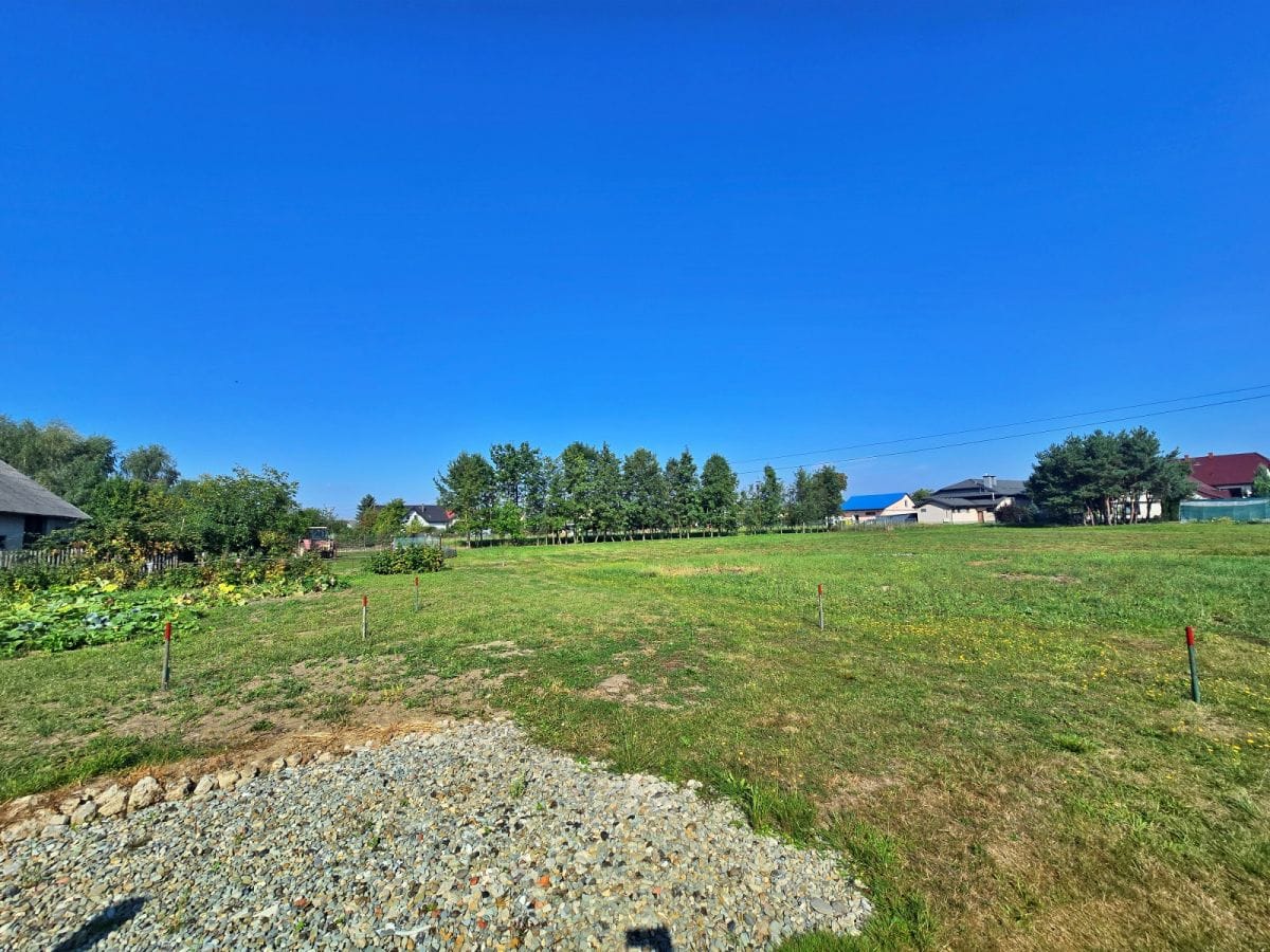 Działka  pokojowe na Sprzedaż