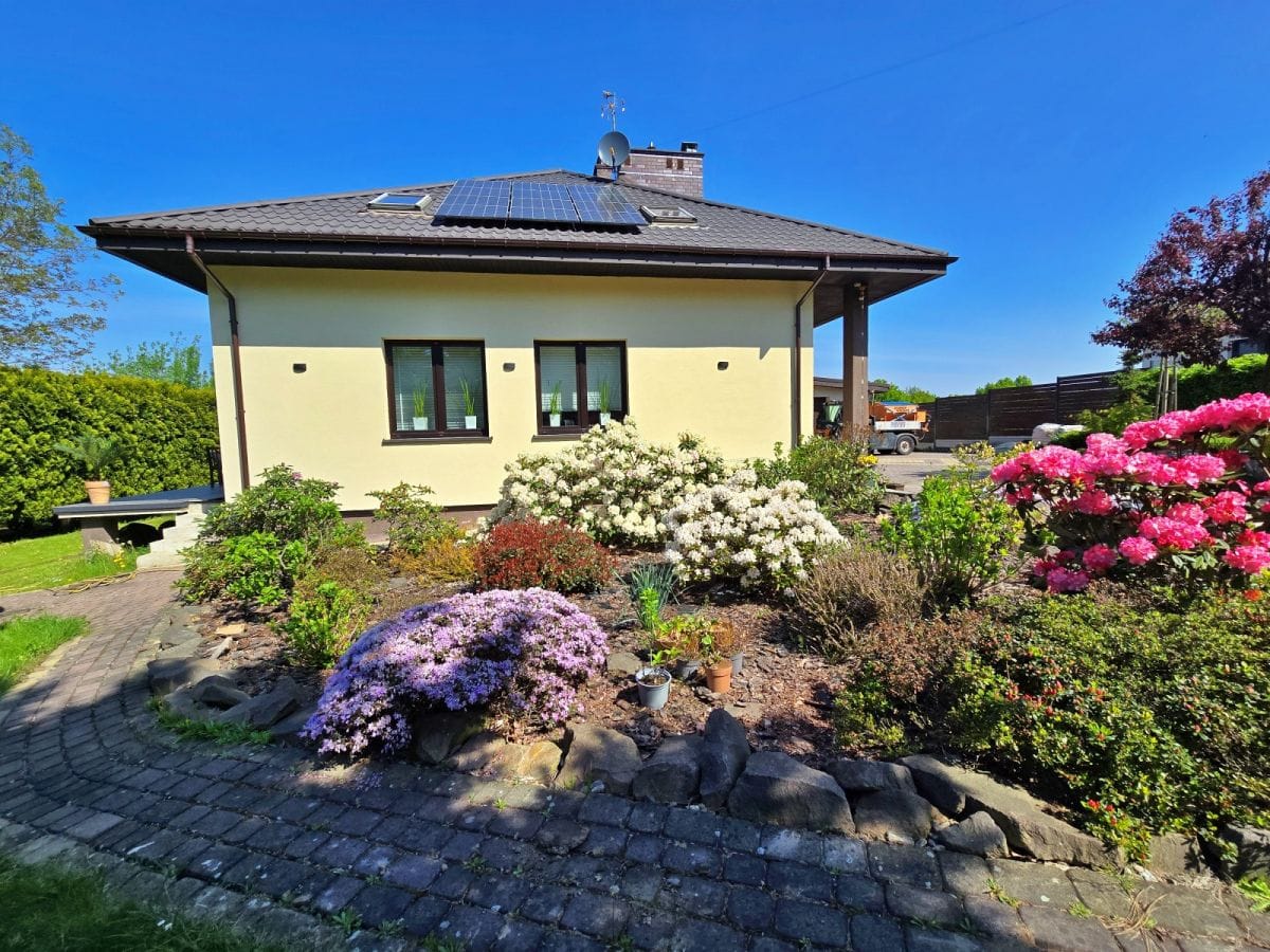 Dom 6 pokojowe na Sprzedaż