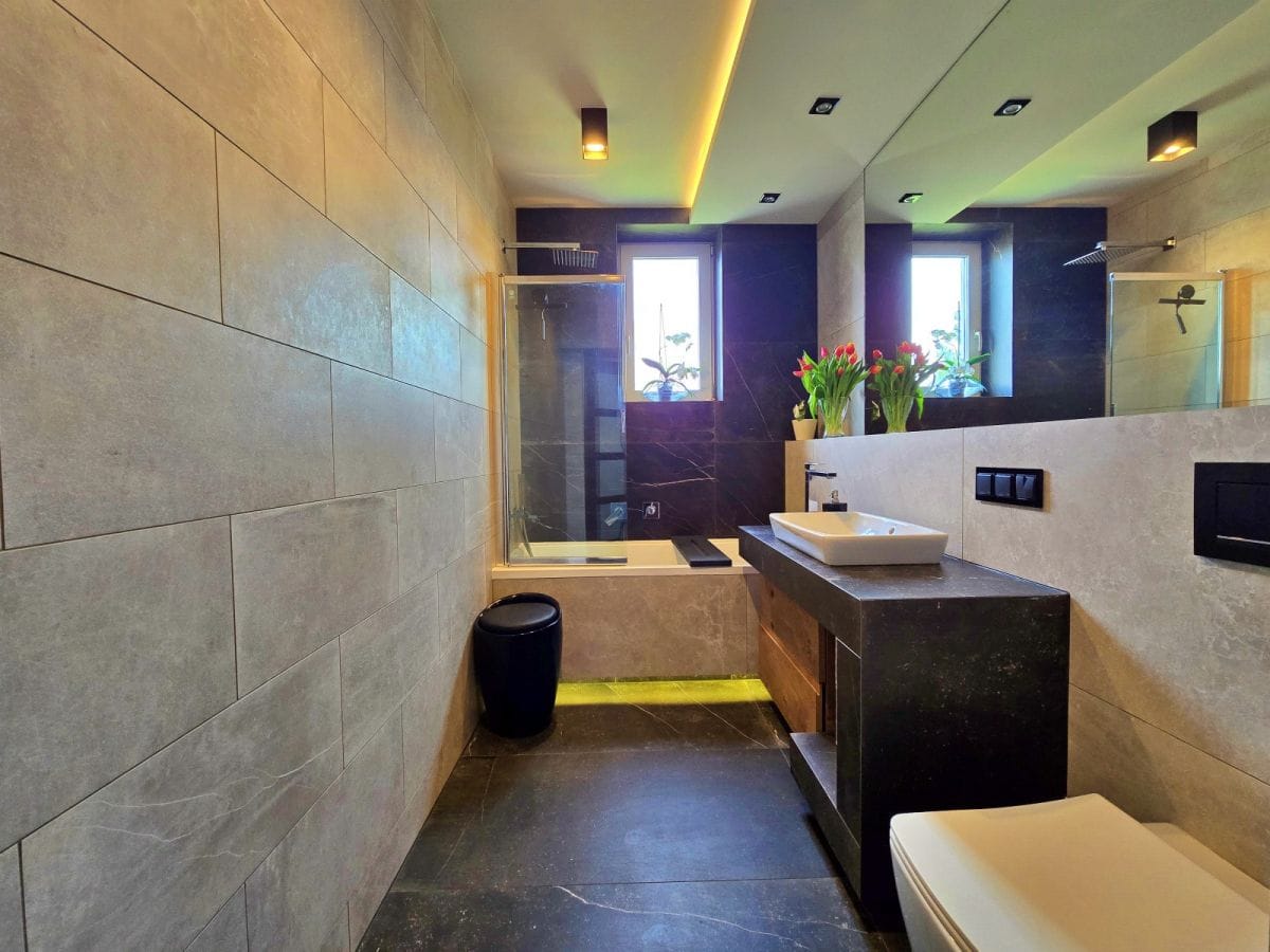 Dom 6 pokojowe na Sprzedaż