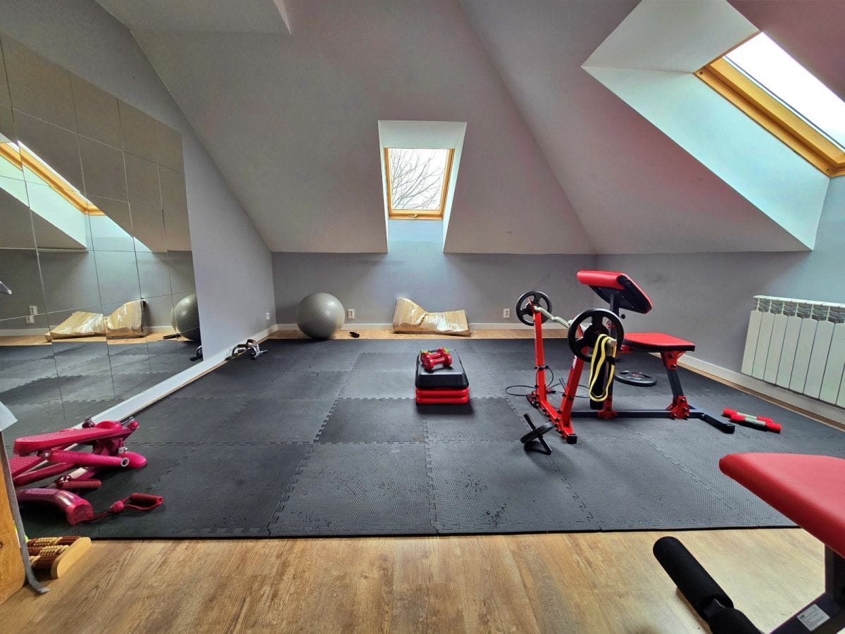 Dom 6 pokojowe na Sprzedaż