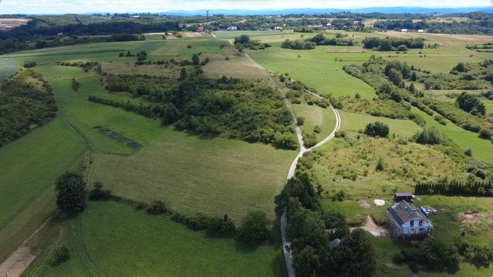 Działka  pokojowe na Sprzedaż