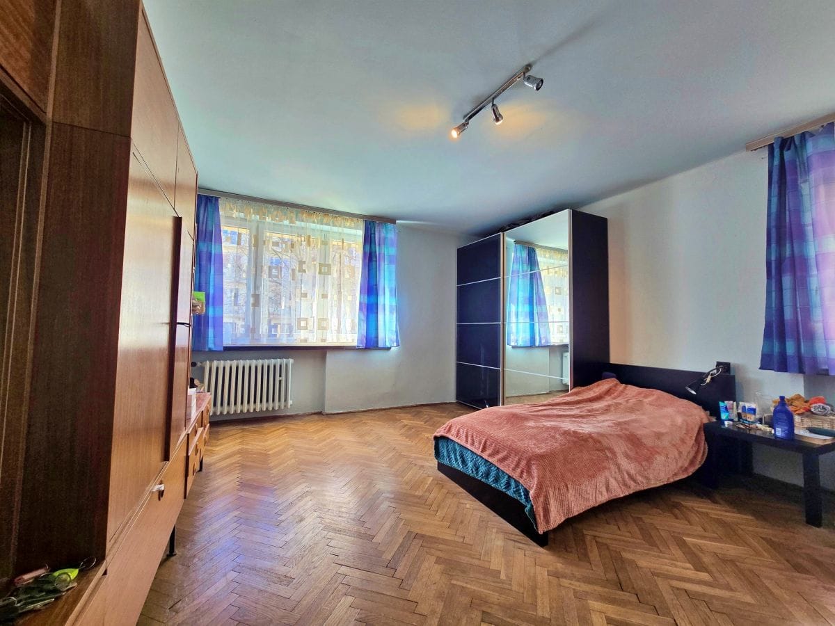 Mieszkanie 4 pokojowe na Sprzedaż