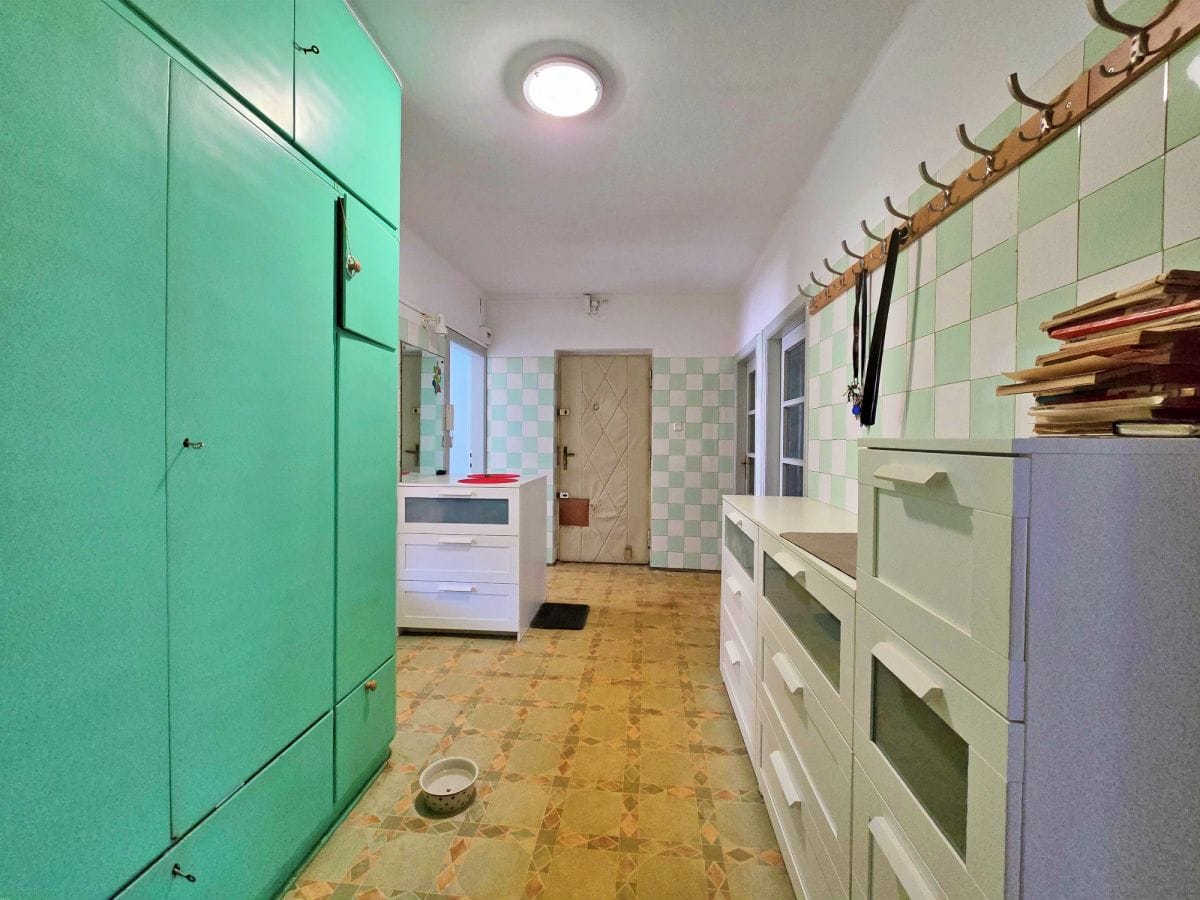 Mieszkanie 4 pokojowe na Sprzedaż