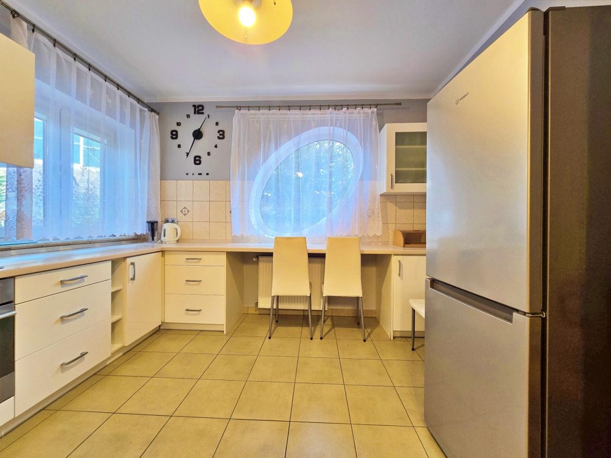 Lokal użytkowy  pokojowe na Wynajem