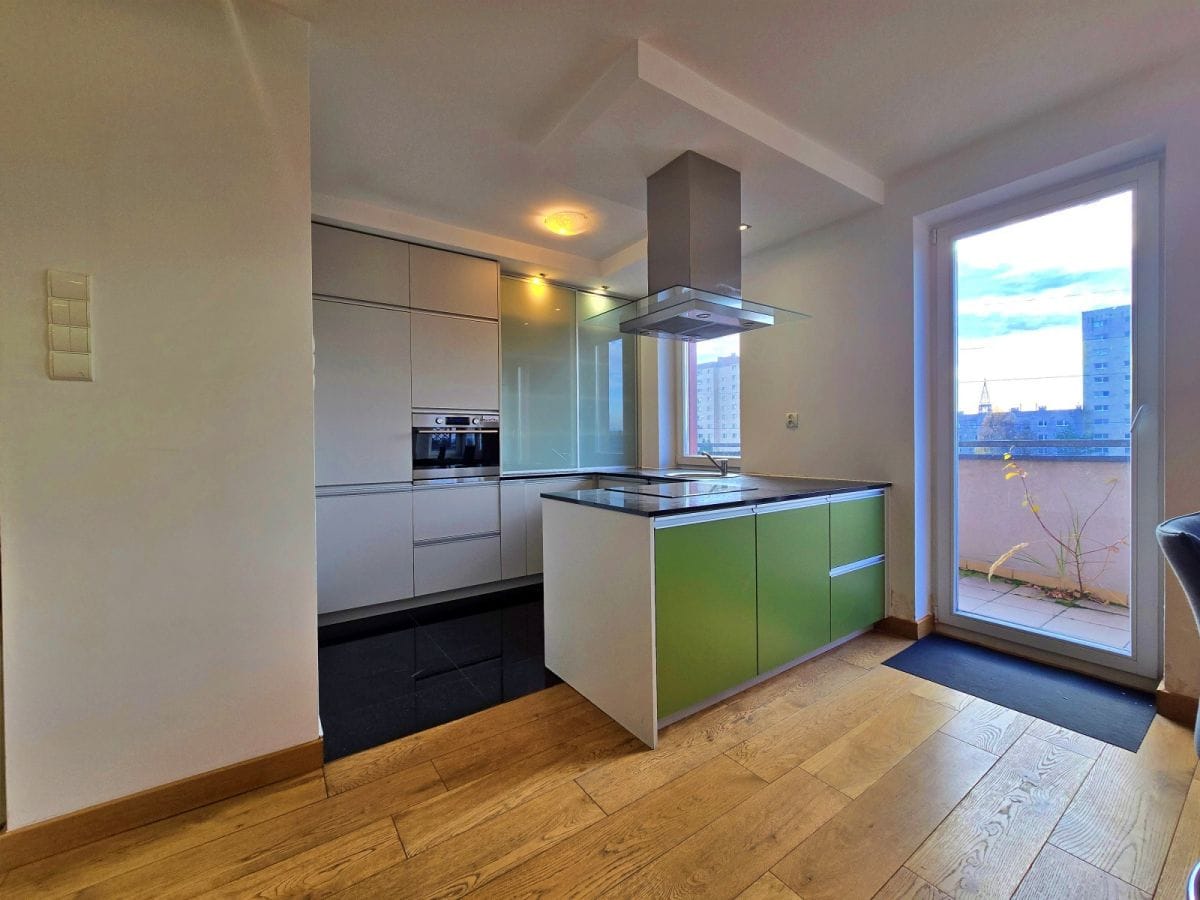 Mieszkanie 4 pokojowe na Wynajem