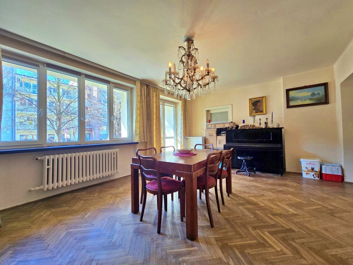 Mieszkanie 4 pokojowe na Sprzedaż