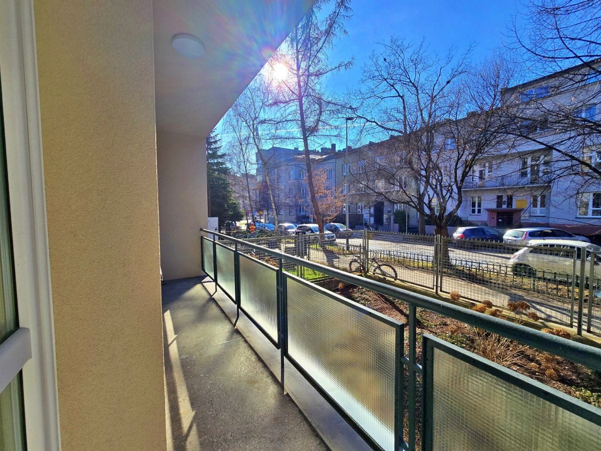 Mieszkanie 4 pokojowe na Sprzedaż