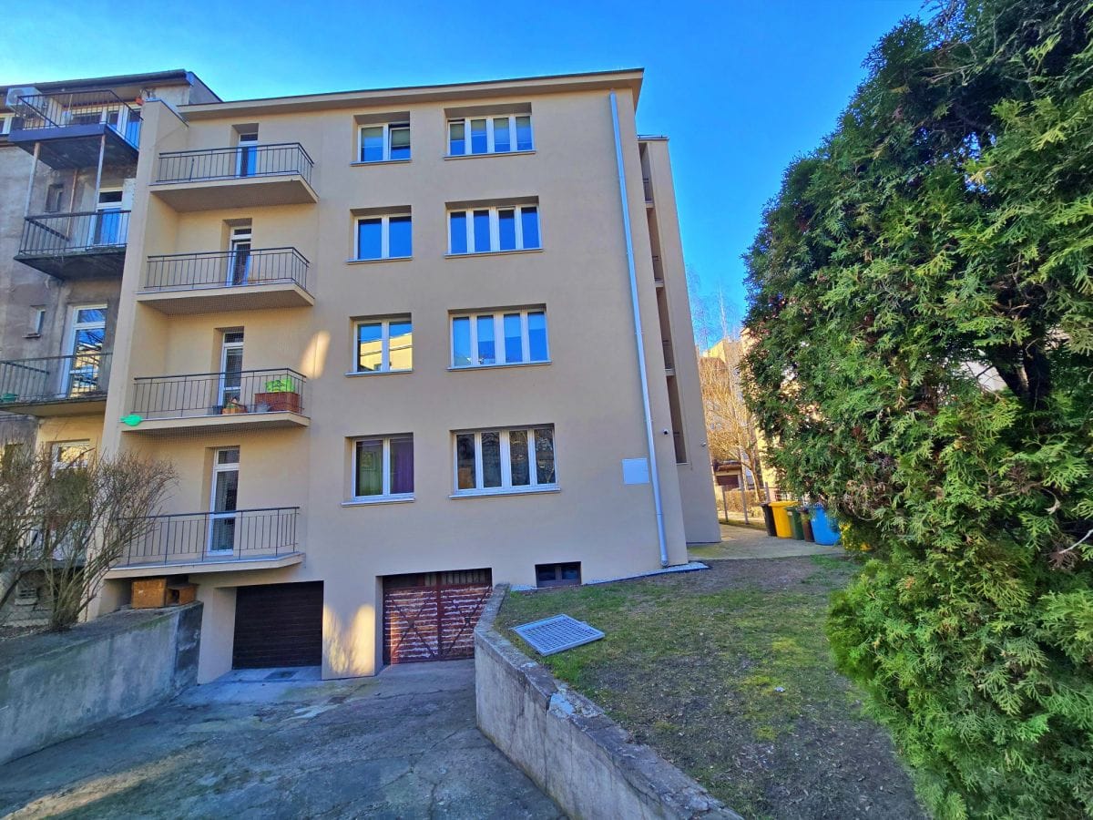 Mieszkanie 4 pokojowe na Sprzedaż