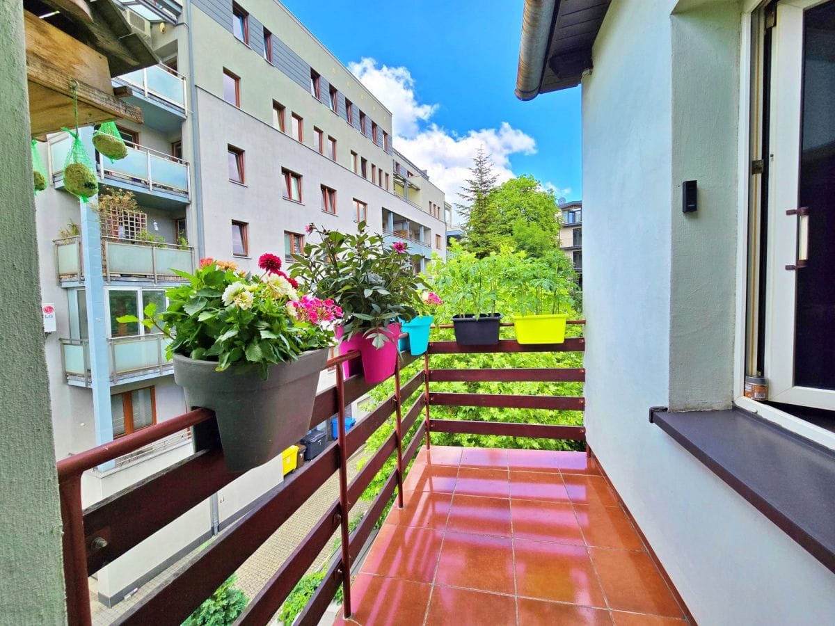 Dom 9 pokojowe na Sprzedaż