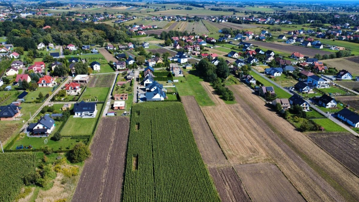 Działka  pokojowe na Sprzedaż
