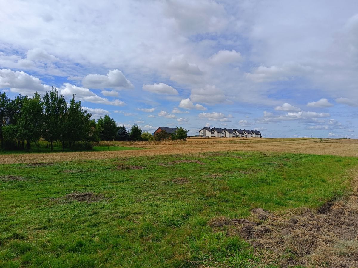 Działka  pokojowe na Sprzedaż