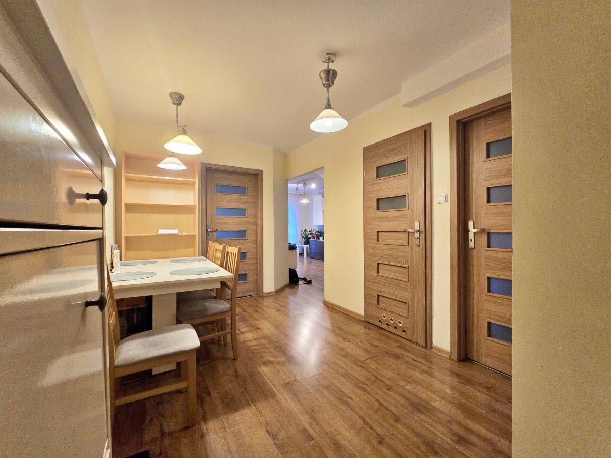 Mieszkanie 3 pokojowe na Sprzedaż