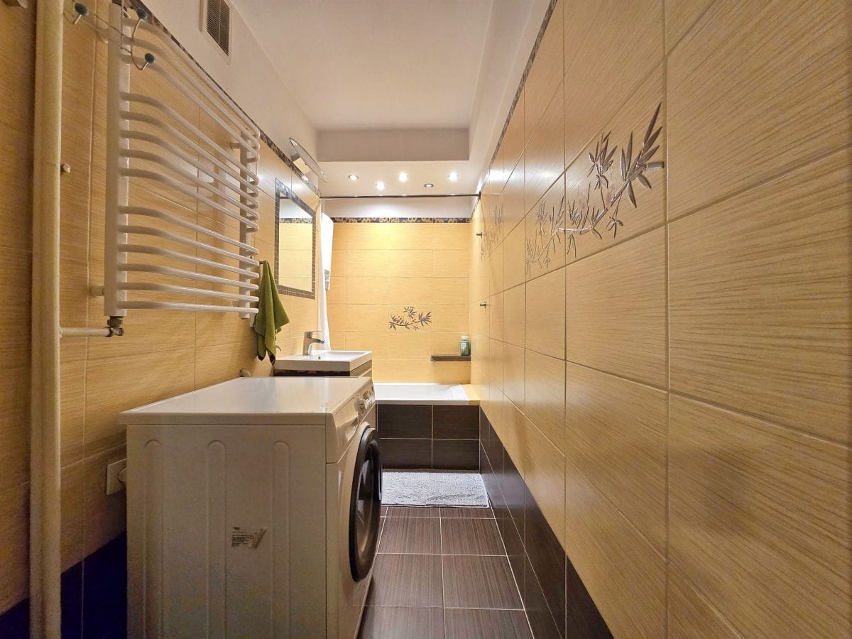 Mieszkanie 3 pokojowe na Sprzedaż