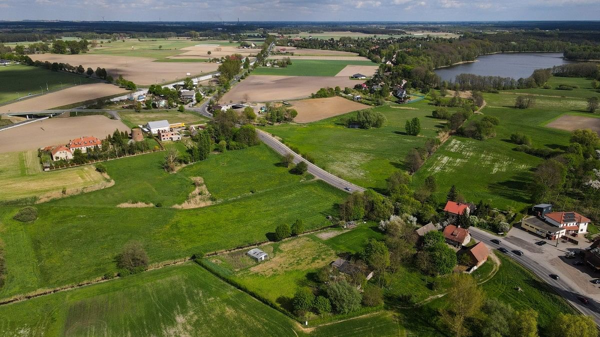 Działka  pokojowe na Sprzedaż