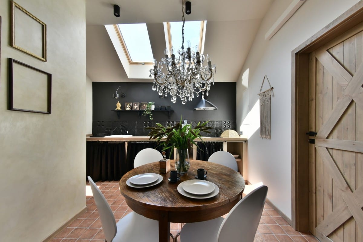 Dom  pokojowe na Sprzedaż