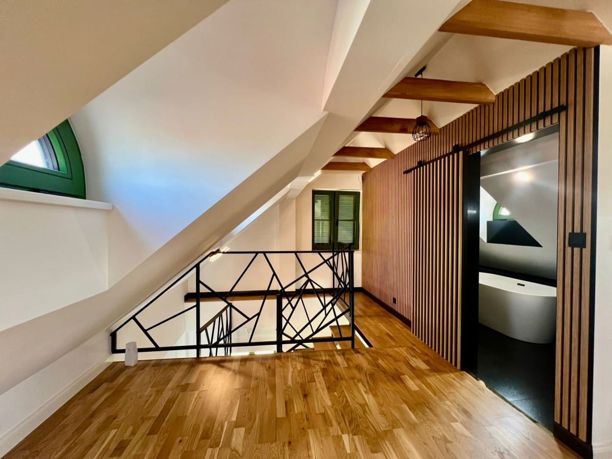 Dom  pokojowe na Sprzedaż