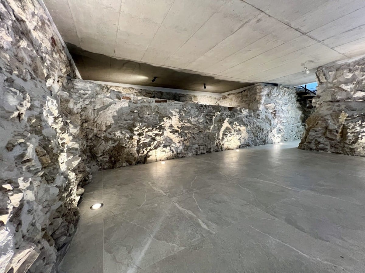 Dom  pokojowe na Sprzedaż