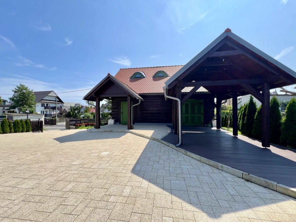 Dom  pokojowe na Sprzedaż