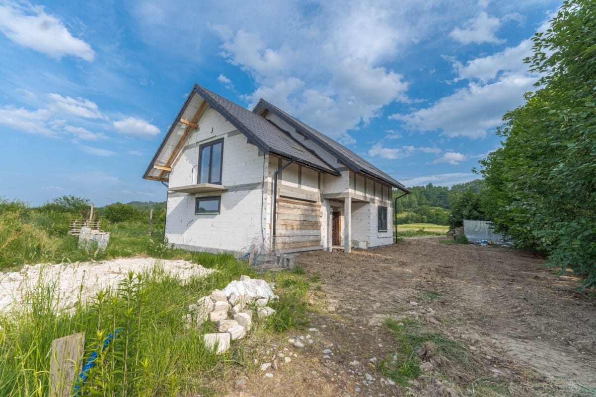 Dom  pokojowe na Sprzedaż