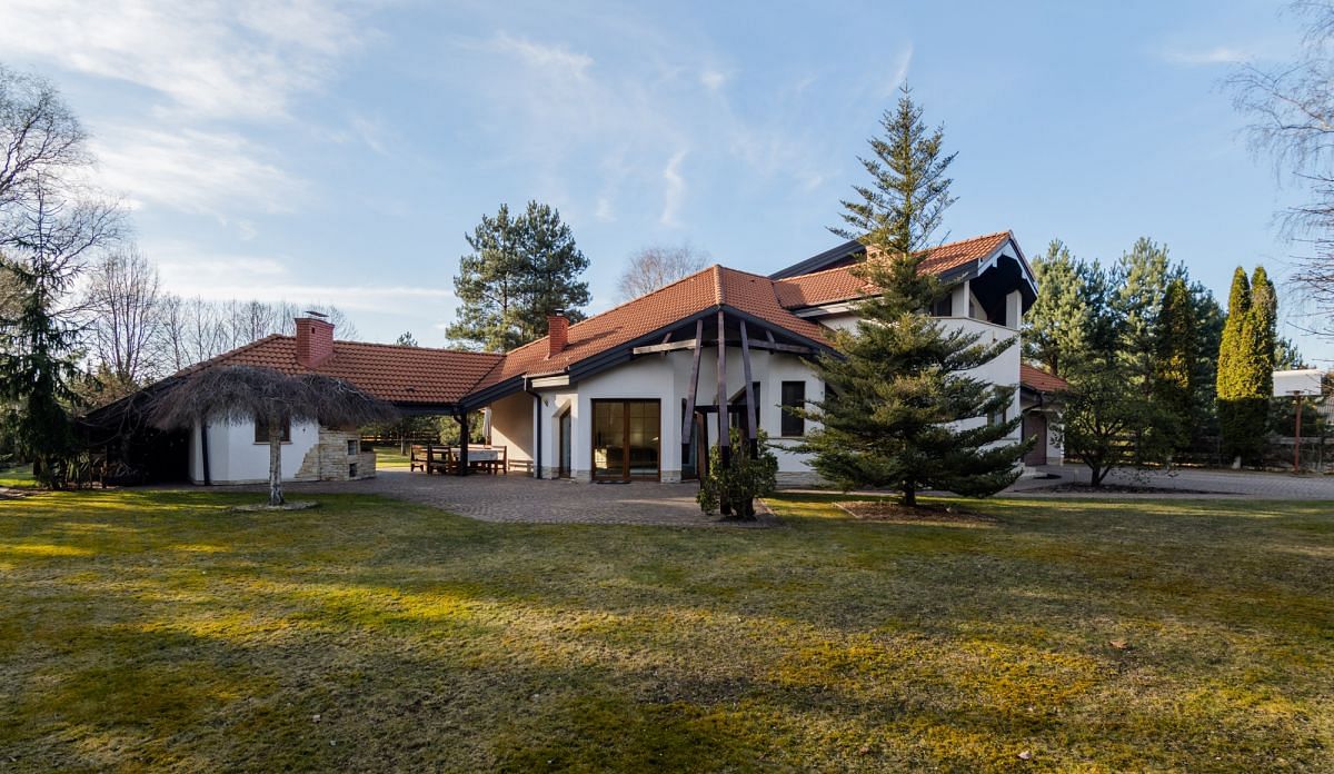Dom 5 pokojowe na Sprzedaż
