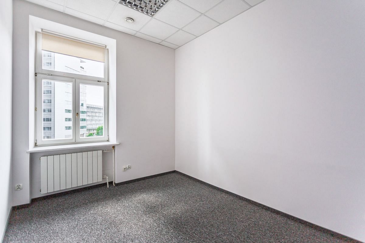 Lokal użytkowy  pokojowe na Wynajem