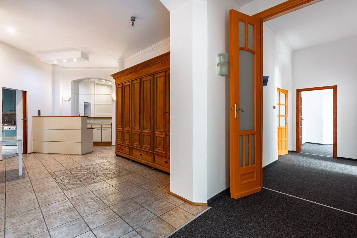 Lokal użytkowy  pokojowe na Wynajem