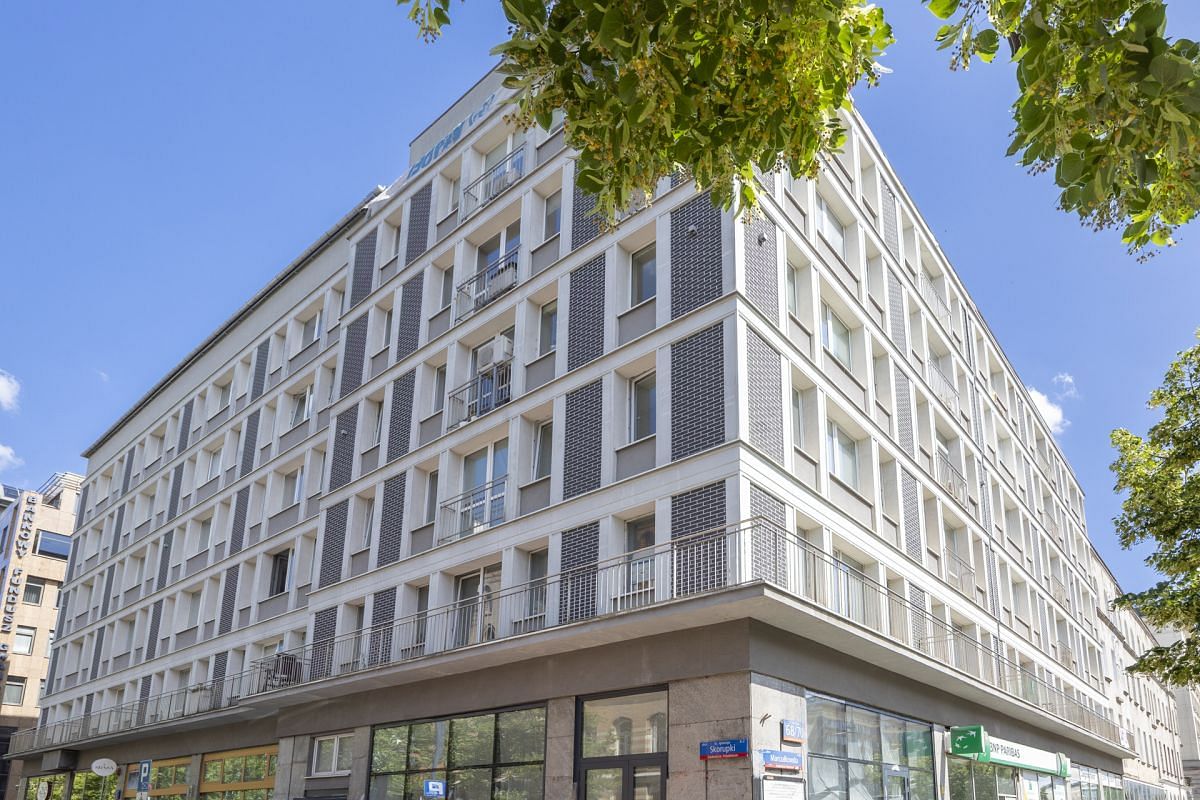 Lokal użytkowy  pokojowe na Sprzedaż