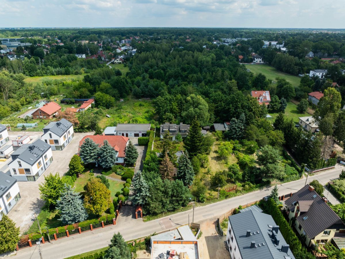 Działka  pokojowe na Sprzedaż