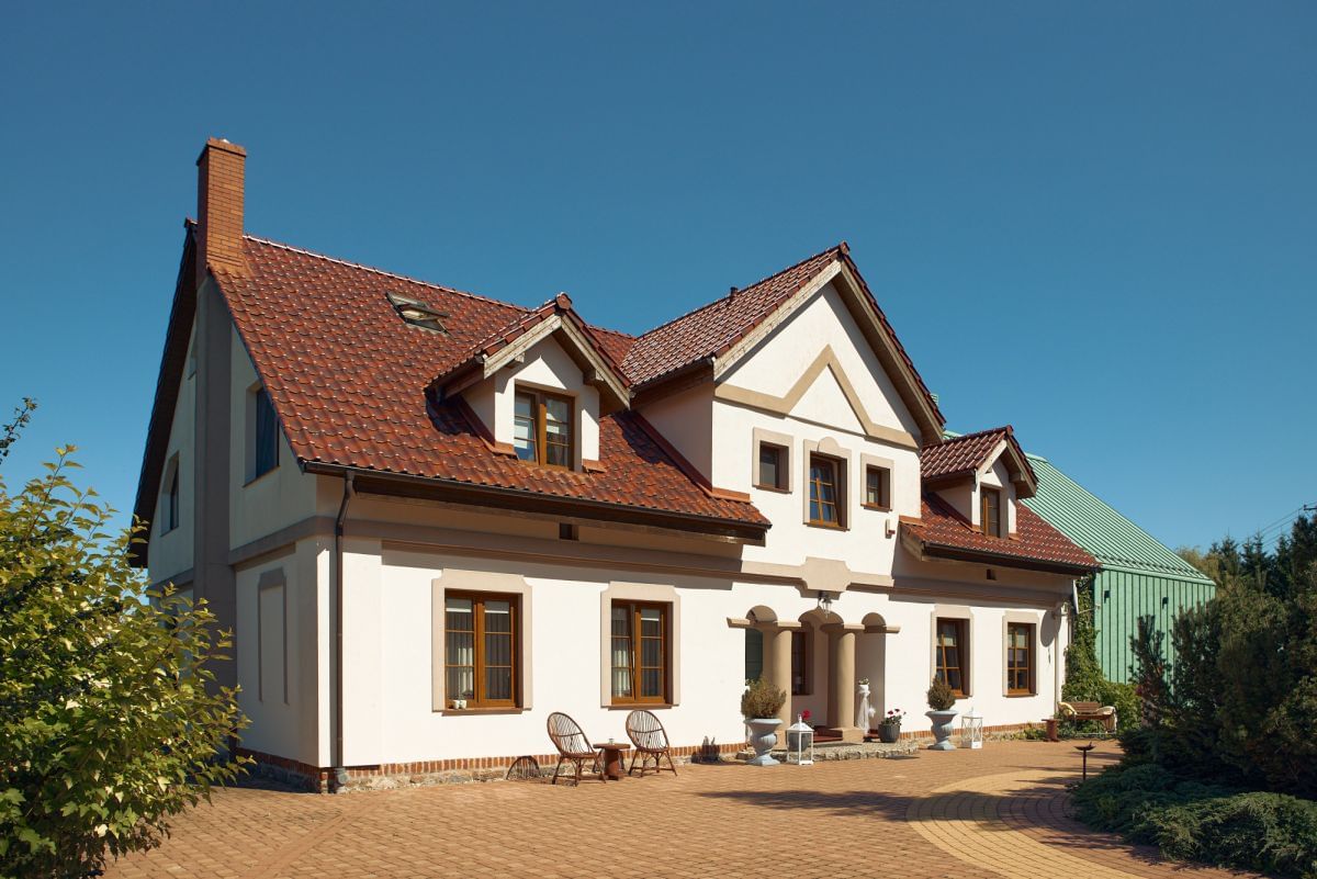 Dom 15 pokojowe na Sprzedaż