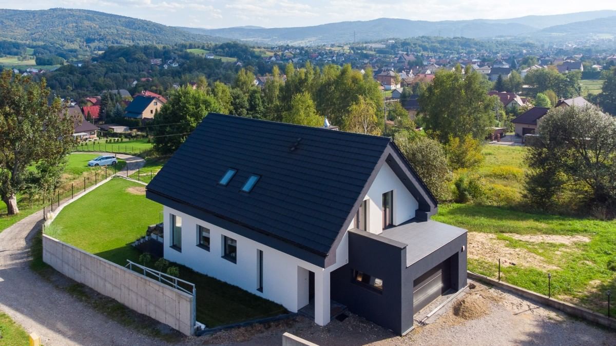 Dom 5 pokojowe na Sprzedaż