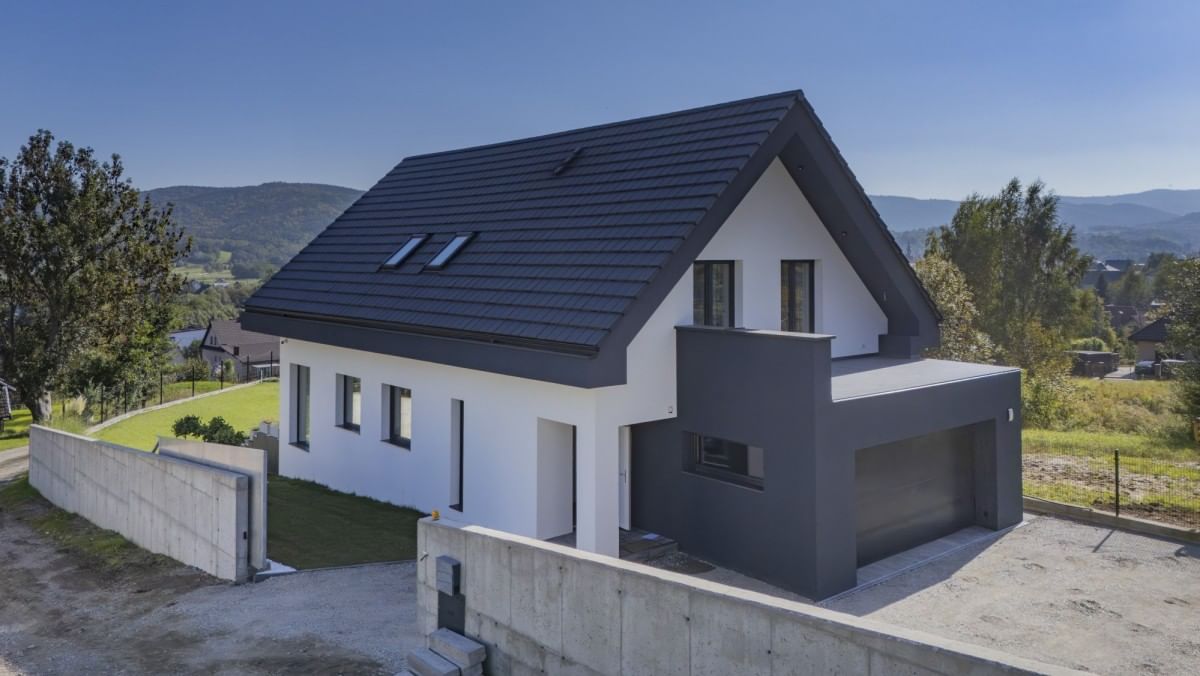 Dom 5 pokojowe na Sprzedaż