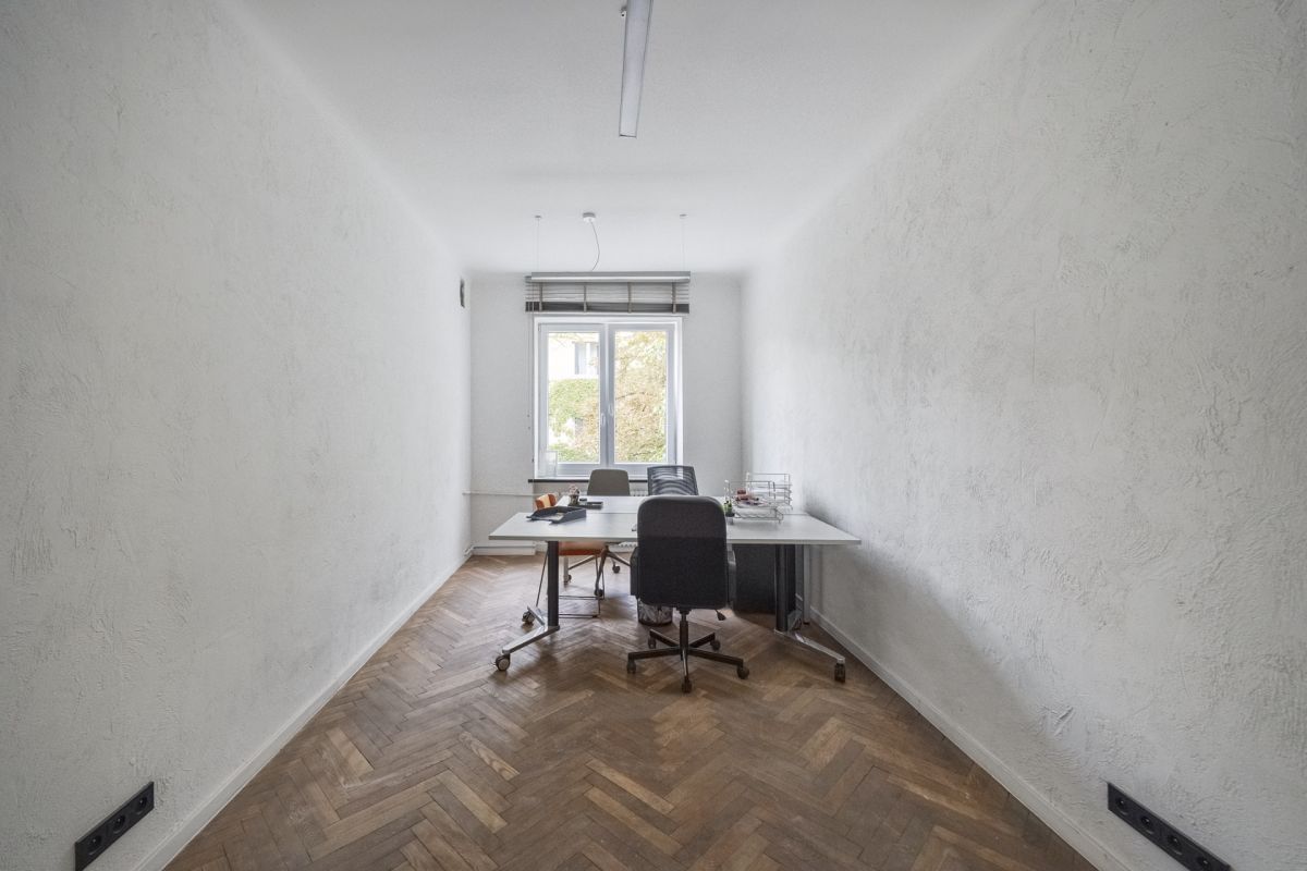 Lokal użytkowy  pokojowe na Wynajem