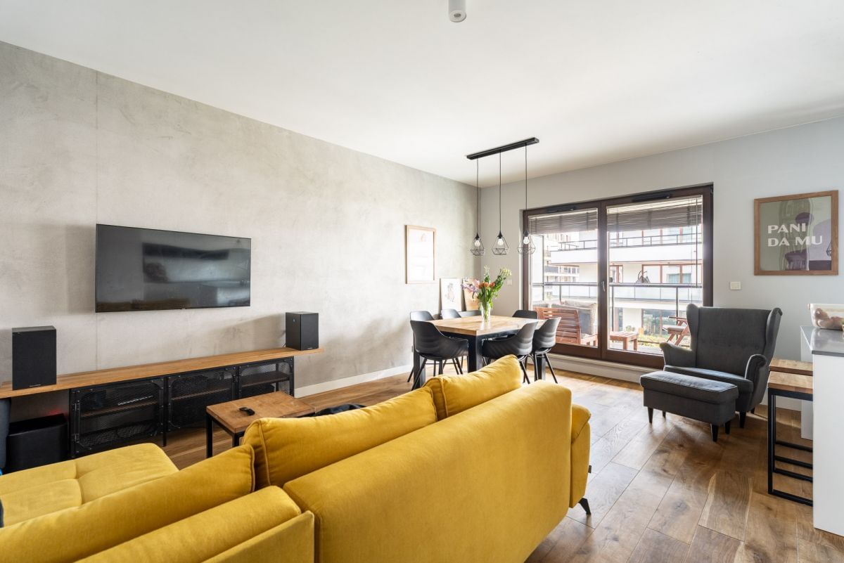 Mieszkanie 4 pokojowe na Sprzedaż