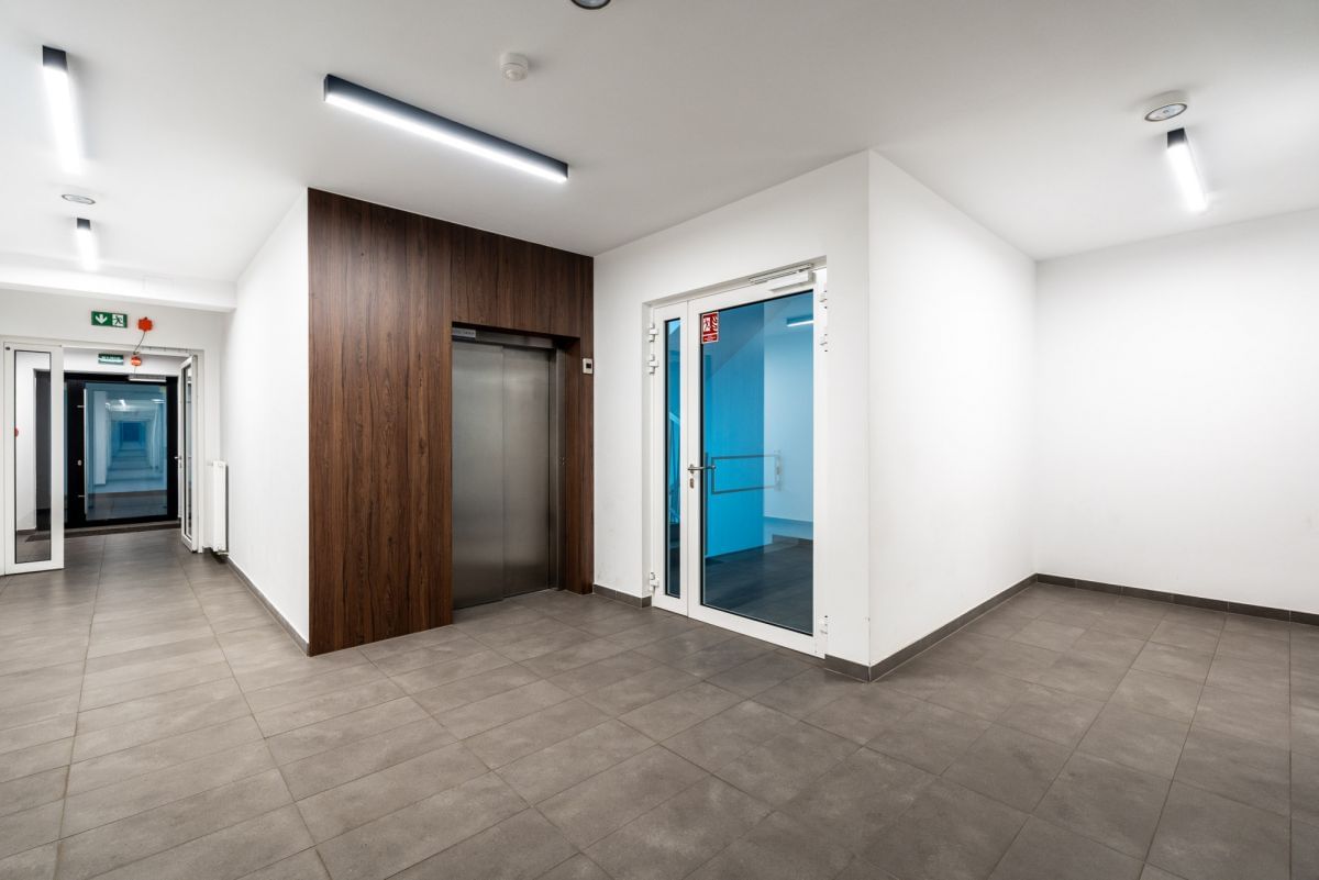 Mieszkanie 4 pokojowe na Sprzedaż