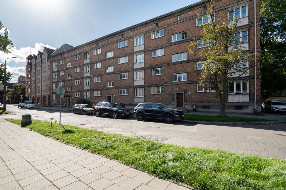 Mieszkanie 3 pokojowe na Sprzedaż