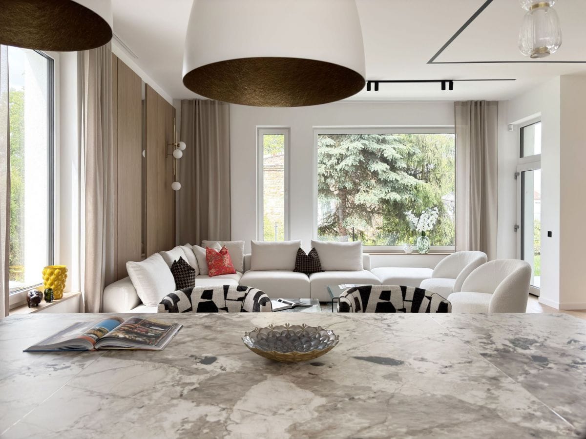 Mieszkanie 6 pokojowe na Sprzedaż