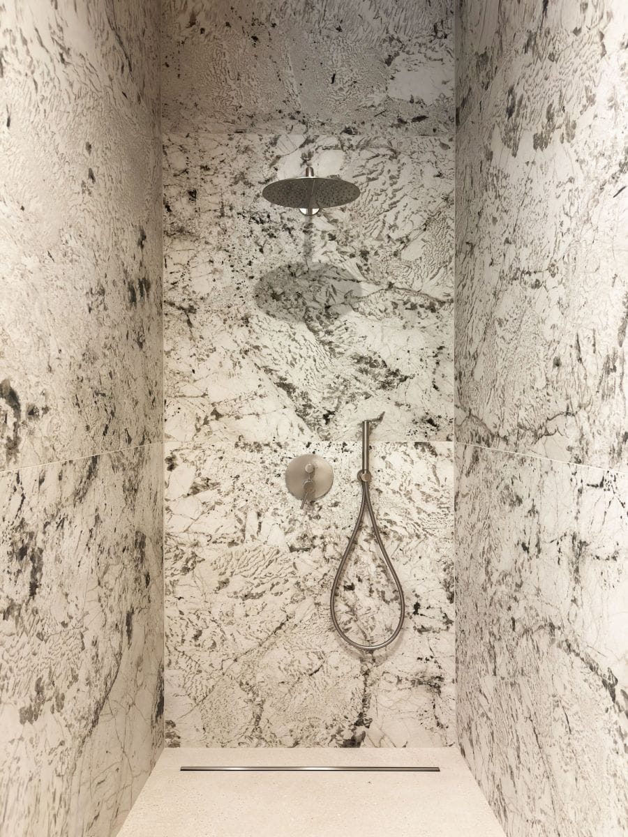 Mieszkanie 6 pokojowe na Sprzedaż