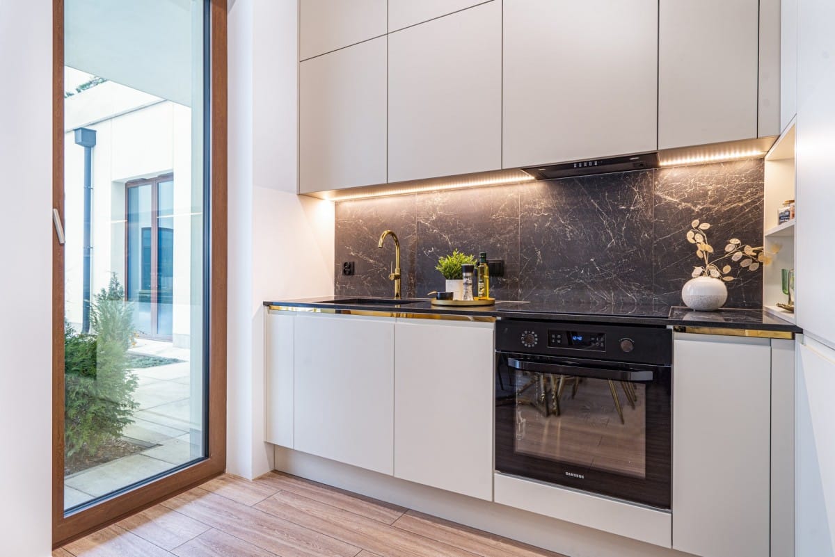 Mieszkanie 1 pokojowe na Sprzedaż