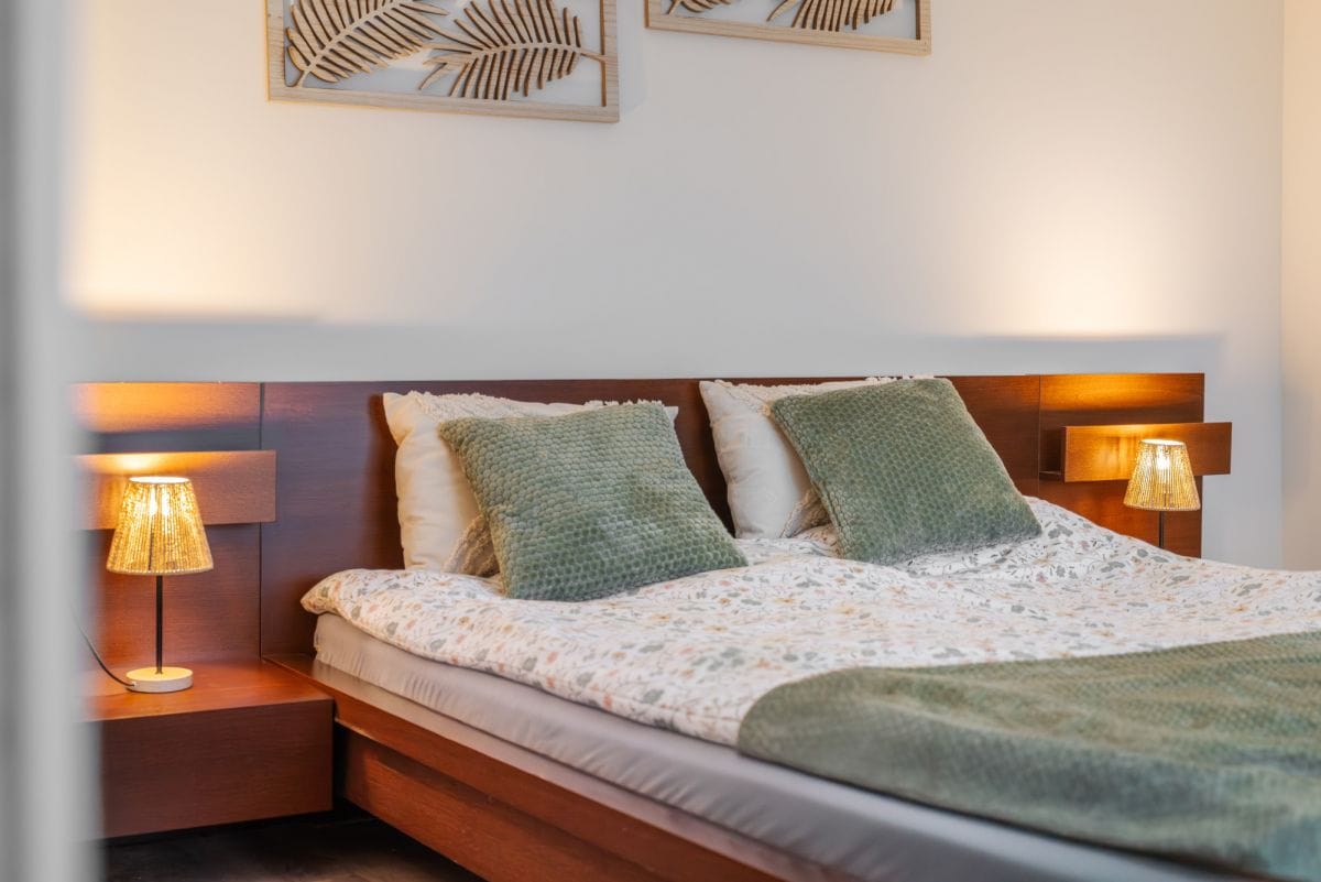 Dom 8 pokojowe na Sprzedaż