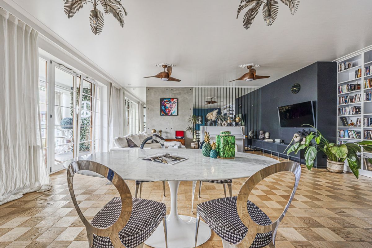 Mieszkanie 4 pokojowe na Sprzedaż