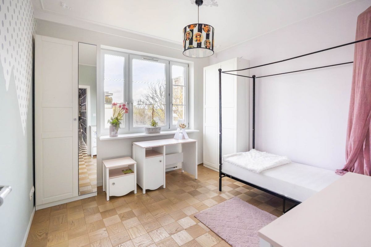 Mieszkanie 4 pokojowe na Sprzedaż