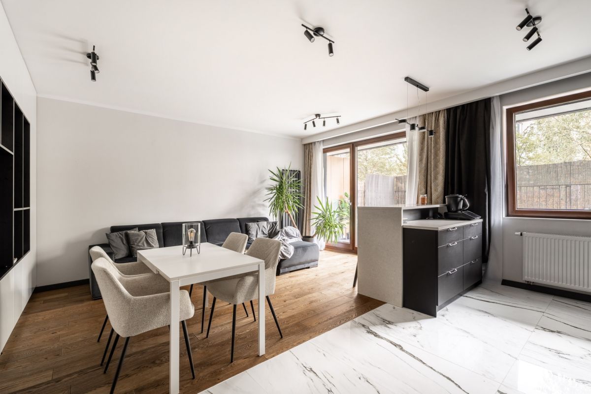 Mieszkanie 2 pokojowe na Sprzedaż