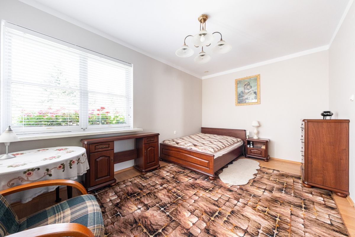 Dom 6 pokojowe na Sprzedaż